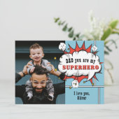 Superheld Papa Comic Spreekballon Foto Feestdagenkaart (Staand voorkant)