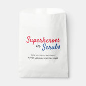 Superhelden in het aangepaste ziekenhuis van Scrub Bedankzakje (Voorkant)