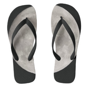 Supermaan in de zwarte hemel teenslippers