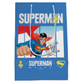 Superman en Krypto nemen vlucht Medium Cadeauzakje (Achterkant)