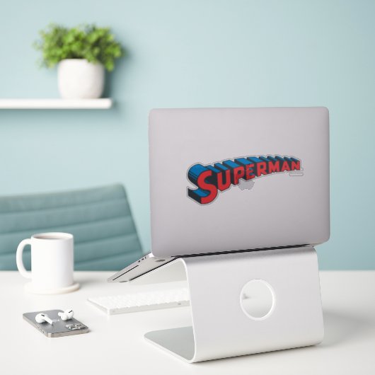 Superman | Klassieke Logo Sticker (Laptop op bureau)