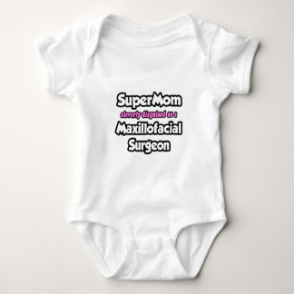 SuperMom...Maxillofaciale Chirurg Romper