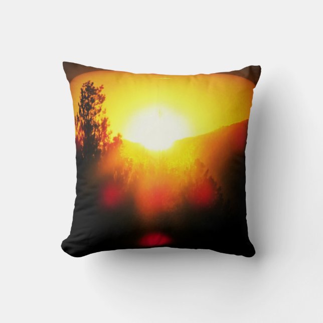 Supernova sunset kussen (Voorkant)