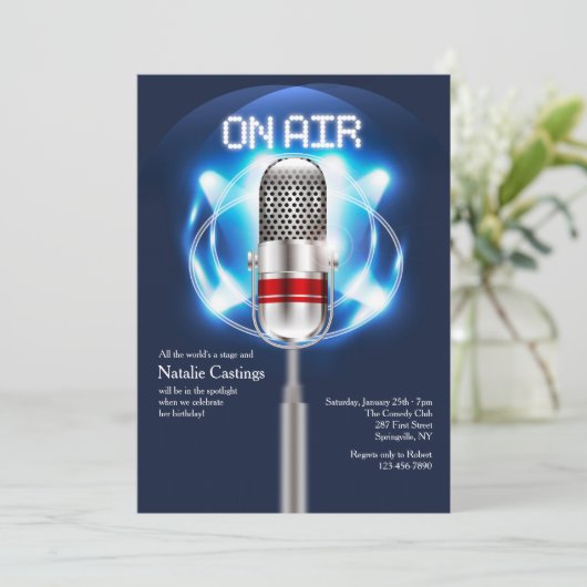 Sur invitation aérienne (Debout devant)