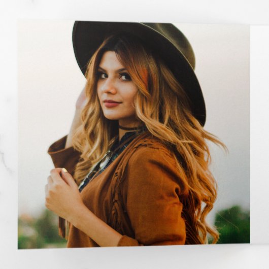 Sur la Faire-part Tri-Fold Graduate (Intérieur en premier)