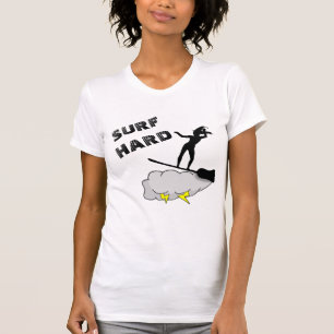 Surf hard als een heks t-shirt