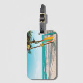 Surf planken op strandwerend kussen bagagelabel (Voorkant (verticaal))