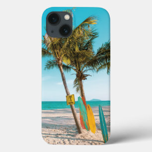 Surf planken op strandwerend kussen iPhone 13 hoesje