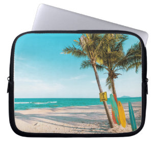 Surf planken op strandwerend kussen laptop sleeve