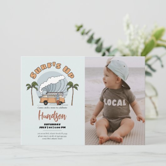 Surf Up Beach Invitation Anniversaire Carte photo (Debout devant)