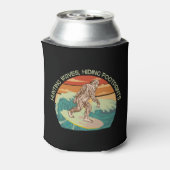 Surfen Bigfoot Jachtgolven Verbergen Voetafdrukken Blikjeskoeler (Blikje Achterkant)