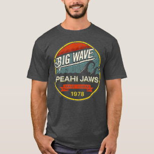 Surfende Hawaii Peahi Jaws Maui Hawaii Retro T-shirt