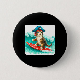 Surfende kat met piratenhoed op surfplank. Golven Ronde Button 5,7 Cm