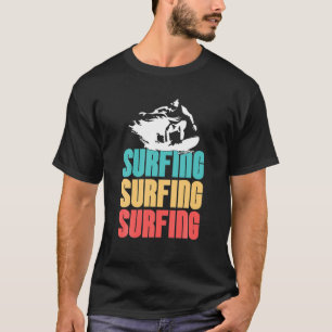 Surfende Surfende Surfende Retro Wake Surfer T-shirt