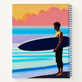 Surfer debout sur une plage au Sunset Journal (Dos)