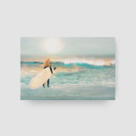 Surfer Girl Blue Ocean Waves<br><div class="desc">Surfer girl et surf sur une plage qui regarde vers les vagues tropicales de l'océan, sur le point d'aller surfer. Image originale KL Stock</div>