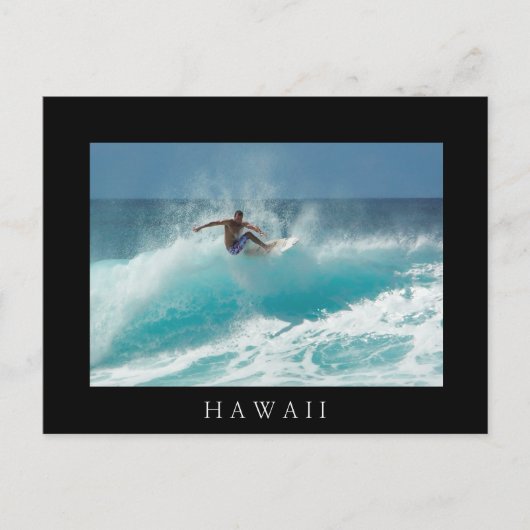Surfer sur une grande vague noir Hawaii carte post (Devant)