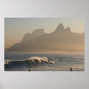 "Surfers in Arpoador, Rio de Janeiro" groot poster