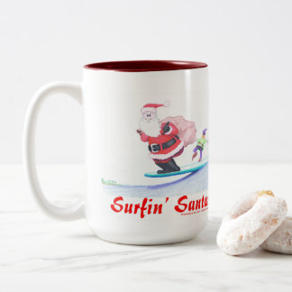 Surfin Santa Claus and a bailin' elf! Tweekleurige Koffiemok