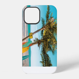 Surfplanken op strand kussenhoes iPhone 12 hoesje