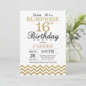 Surprise 16th Birthday Invitation Gold Glitter Kaart (Staand voorkant)