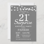 Surprise 21e anniversaire Invitation Gris et blanc<br><div class="desc">Invitation surprise 21e anniversaire avec lumières à cordes. Arrière - plan gris. Anniversaire garçon ou fille. 13ème 15ème 16ème 18ème 20ème 21ème 30ème 40ème 50ème 60ème 70ème 80ème 90ème 100ème, Tout âge. Pour plus de personnalisation, cliquez sur le bouton "Customiser" et utilisez notre outil de conception pour modifier ce modèle....</div>