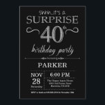 Surprise 40e anniversaire Invitation Black and Sil<br><div class="desc">Invitation surprise 40e anniversaire avec Arrière - plan Parties scintillant noir et argent. Tableau de bord. Anniversaire adulte. Hommes ou Femmes Anniversaire Invitation. N'importe quel âge. Pour plus de personnalisation,  cliquez sur le bouton "Customiser" et utilisez notre outil de conception pour modifier ce modèle.</div>