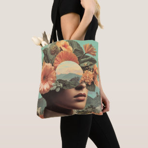 Surrealistisch vrouwenportret met bloemmotieven draagtas