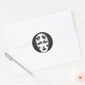 Surrealistische hemelse dame ronde sticker (Envelop)