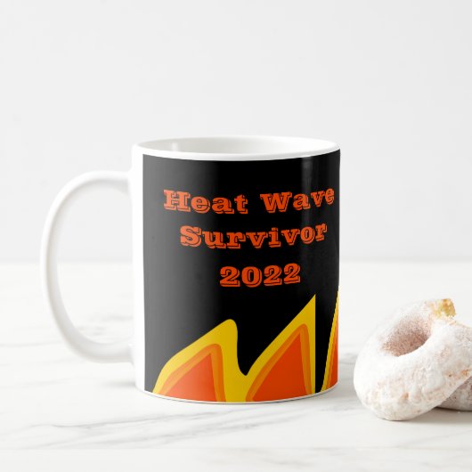 Survivant de la vague de chaleur 2022 Café Mug (Avec donut)