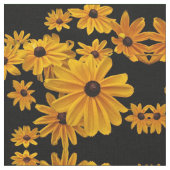 Susan observée par noir fleurit le tissu floral (Fermer)