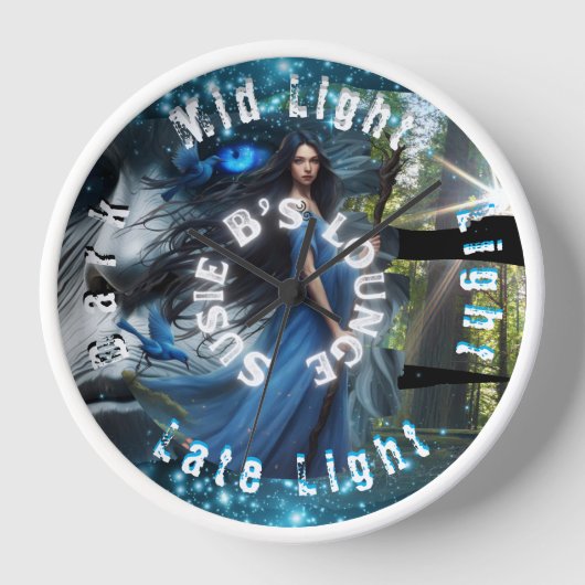 Susie B's Lounge Clock (Voorkant)
