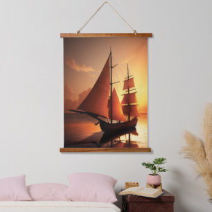 Suspendue Bateau en bois ancien accroché à la tapisserie