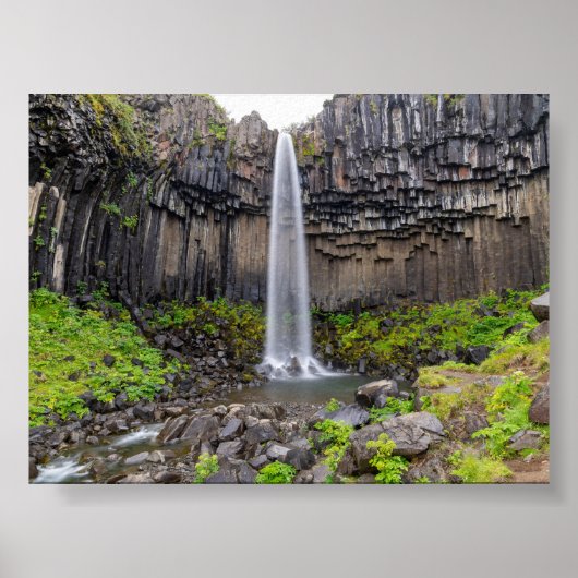 Svartifoss-waterval Poster (Voorkant)