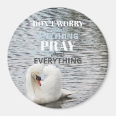 Swan maakt zich geen zorgen over Pray Magneet (Voorkant)