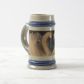 Swans Heart 22 oz Stein Bierpul (Voorkant links)