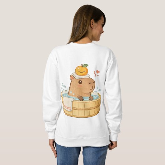 Sweatshirt A capybara is taking a bath in a Japanese bath. Th (Dos entier)