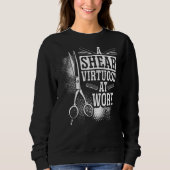 Sweatshirt A Shear Virtuoso At Work Backprint Barber (Devant)