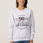 Sweatshirt Antiquité, anniversaire vintage de la conception |<br><div class="desc">quatre-vingt-dixième Chemise d'anniversaire. le ⭐ ce produit est 100% personnalisable. Des graphiques et/ou le texte peuvent être ajoutés, supprimé, déplacé, remis à la côte, changé autour, tourné, etc… 99% de mes conceptions dans mon magasin sont faits dans les couches. Ceci le rend facile pour vous de remettre à la côte...</div>