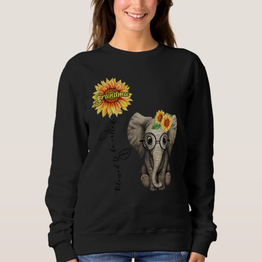 Sweatshirt Béni D'Être Appelé Grand-Mère Hippie Elephant Moth (Devant)