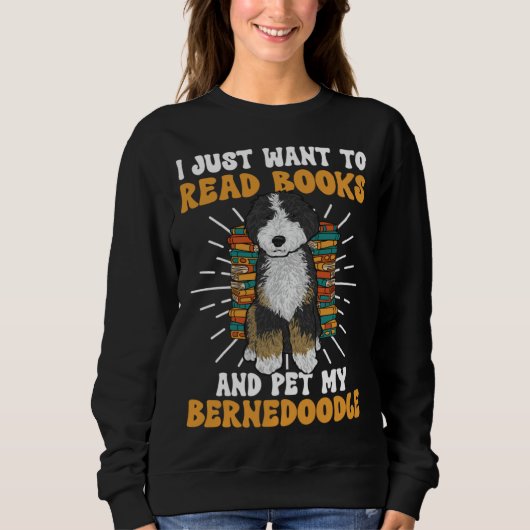 Sweatshirt Bernedoodle Dog Reading Books Bernedoodle (Devant)