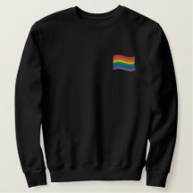 Chemise brodée avec drapeau arc-en-ciel