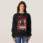 Sweatshirt Camion Rouge Joyeux Valentines Jour Cocker Spaniel (Devant entier)