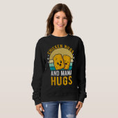Sweatshirt Chicken Nugs and Mama Hugs Toddler for Chicken Nug (Devant entier)