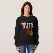 Sweatshirt Christmas Chest Nuts Christmas Couple Mr and Mrs L (Devant entier)