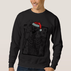 Sweatshirt Christmas Skeleton and Smiling Skull drinking Coff