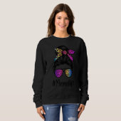 Sweatshirt Classy Meme life Messy Bun Rainbow Leopard Mother' (Devant entier)