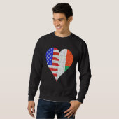 Sweatshirt Coeur du drapeau malgache américain (Devant entier)