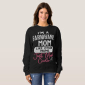 Sweatshirt Cool Mothers Day Farmhand Mom (Devant entier)