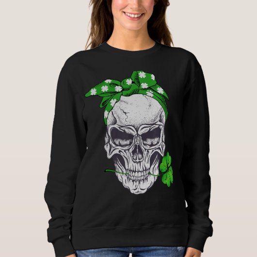 Sweatshirt Crâne Messy Bun Shamrock Jour de la Saint Patrick  (Devant)